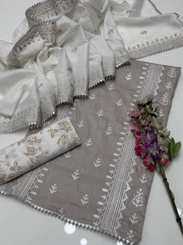 Beautiful Cross Stitch Tanka Embroidery 🧵 Pure Lawn 3 Pc 👗