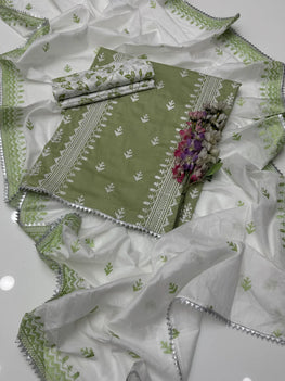 Beautiful Cross Stitch Tanka Embroidery 🧵 Pure Lawn 3 Pc 👗